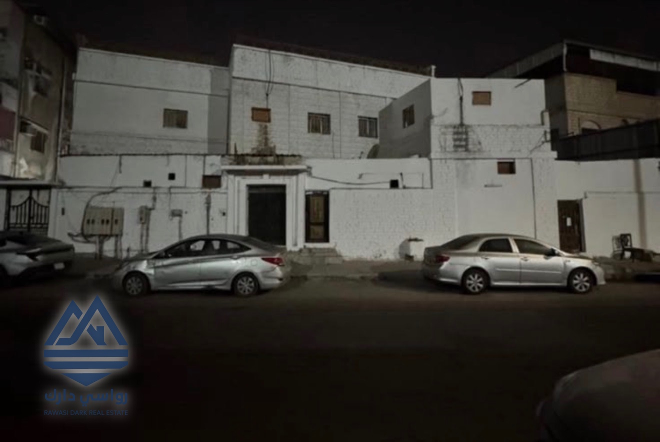 للبيع عمارة في النخيل دخل 130 صافي